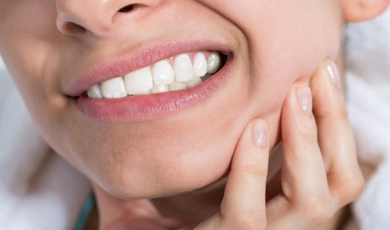 Bọc răng sứ có đau không? Cách giảm đau sau khi bọc răng sứ
Bọc răng sứ là một trong những phương...